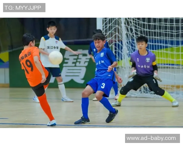 深圳足球队以57分领跑冠军赛积分榜展现强劲实力与潜力